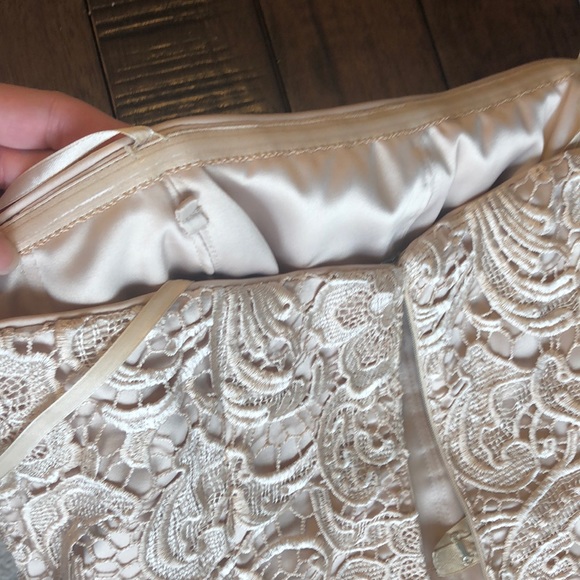 Stunning wedding or bridesmaid dress - Picture 4 of 5